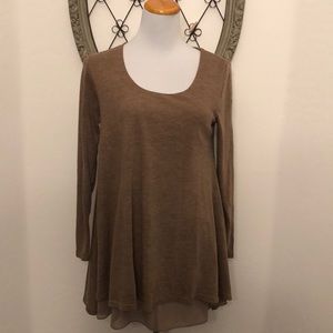 Umgee Brown Top Size Small